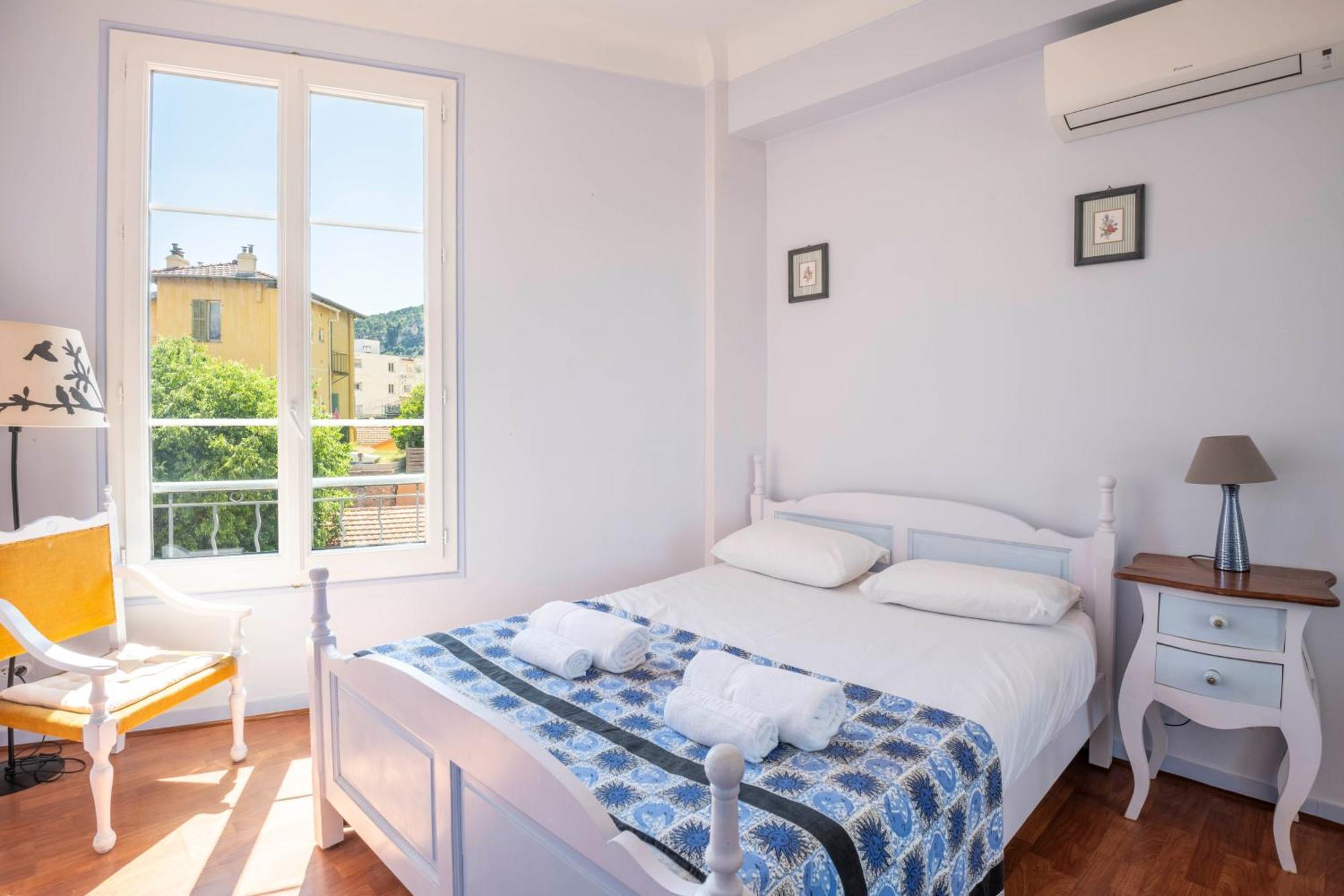 Apartamento Charming 2p Air Conditioned Close To Sea,transportation & Amenities
